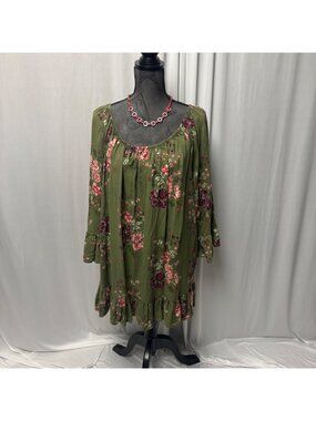Terra Sky Top Womens 3X 24W-26W Green Floral Bell Sleeve Ruffle Hem Blouse
